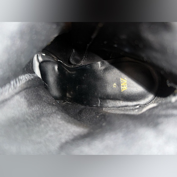 ZARA • PATENT LEATHER ANKLED HIGH HEEL BOOT • SIZE 11 - Picture 5 of 5